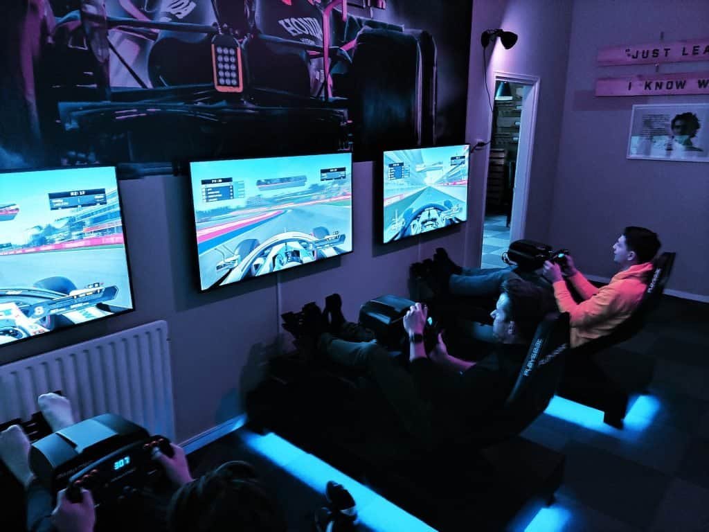 Sim racen in Twente bij race Park Twente